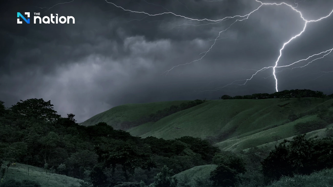 Heavy rain warnings issued as monsoon strengthens; tropical storm Mitag to hit southern China