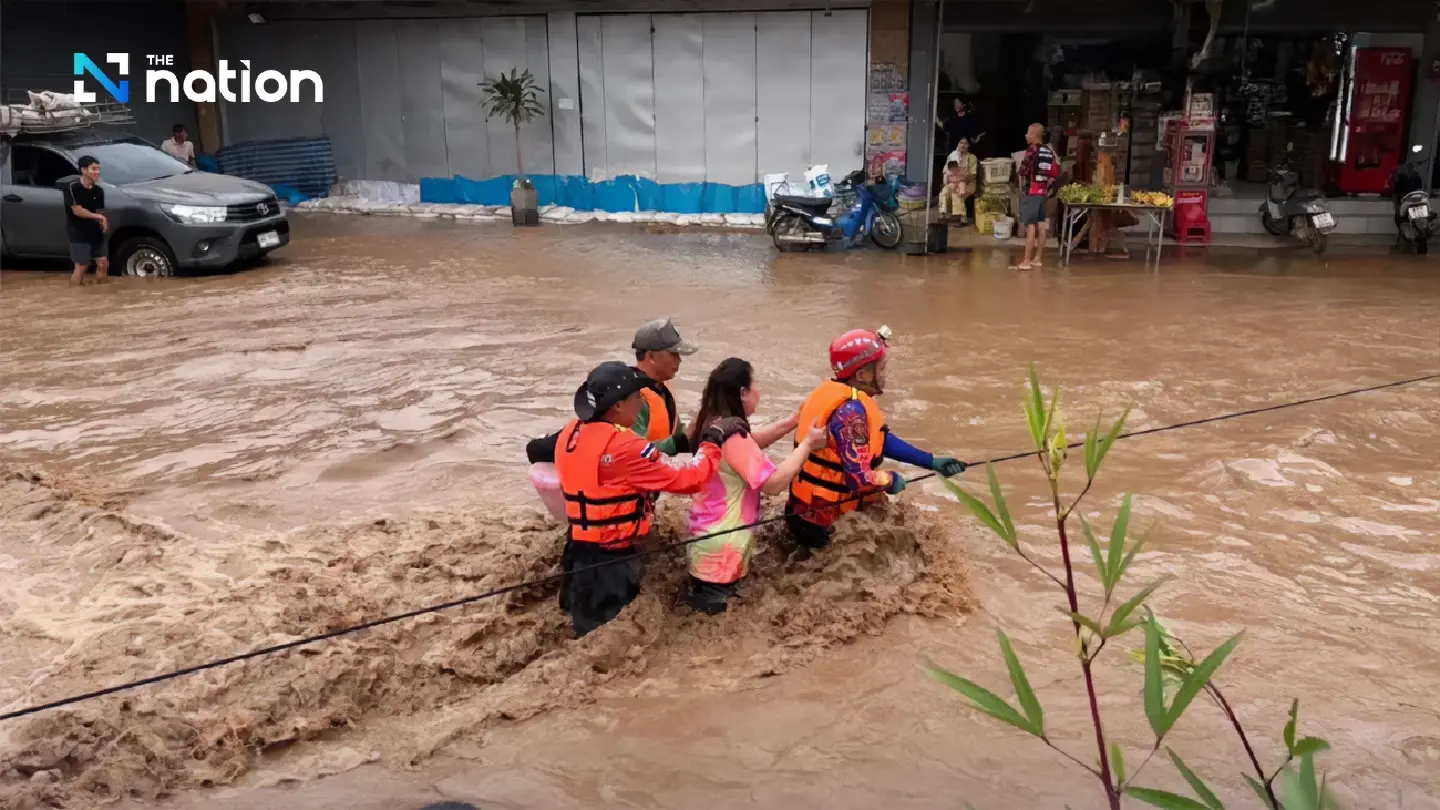 Severe flooding hits Mae Chaem, Chiang Mai, as Mae Chaem River bursts its banks
