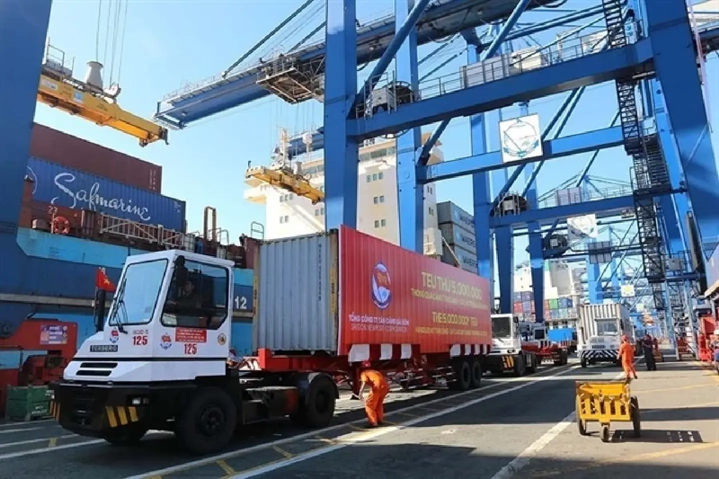 Vietnam's GDP growth eases to 6.6% in 2025: World Bank Vietnam's GDP growth eases to 6.6% in 2025: World Bank