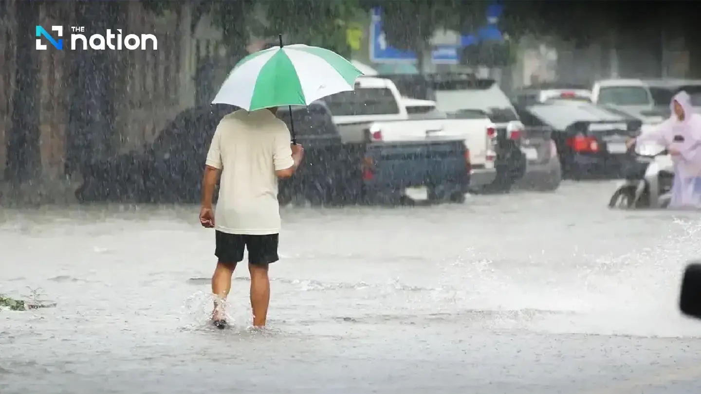 Isolated heavy rain in southern Thailand; tropical storm Fengshen forms east of the Philippines