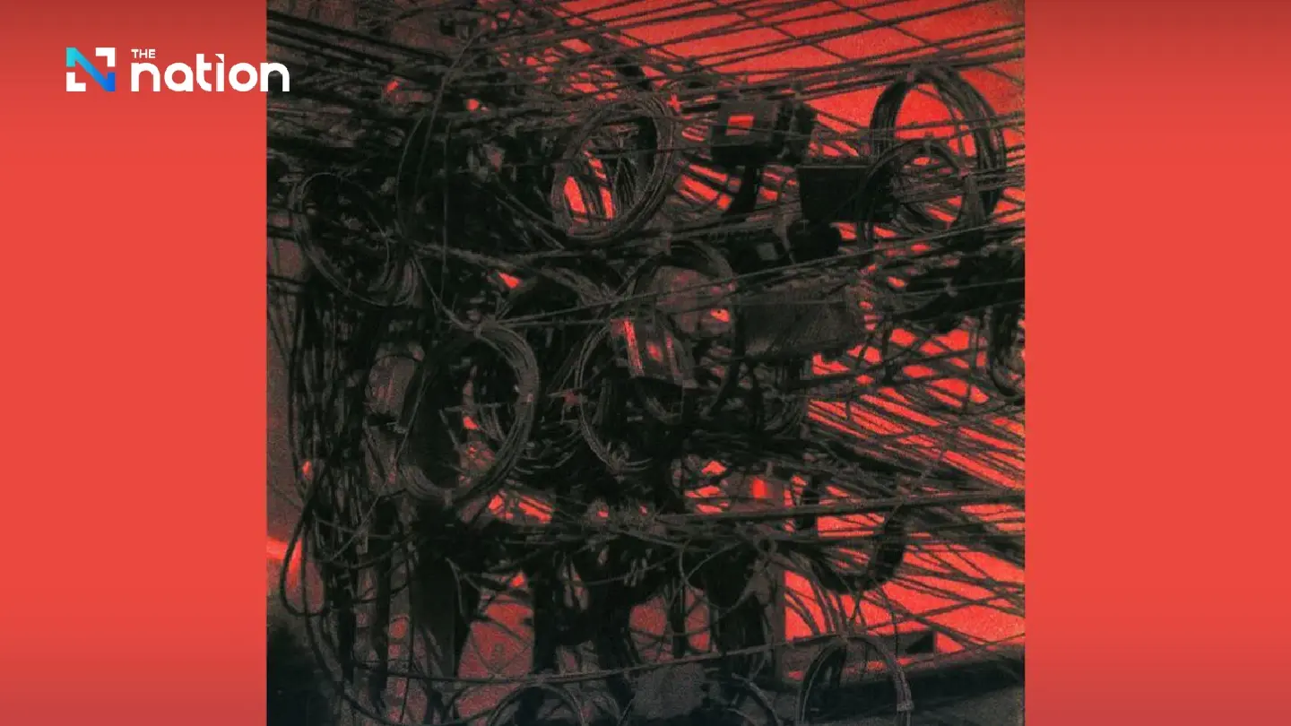 Tangled Thai power lines spotted in Joji’s new ‘PIXELLATED KISSES’ artwork Tangled Thai power lines spotted in Joji’s new ‘PIXELLATED KISSES’ artwork