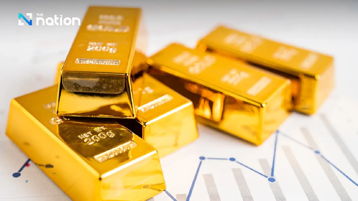Gold hits $4,000, silver reaches record high as investors seek safety amid economic uncertainty