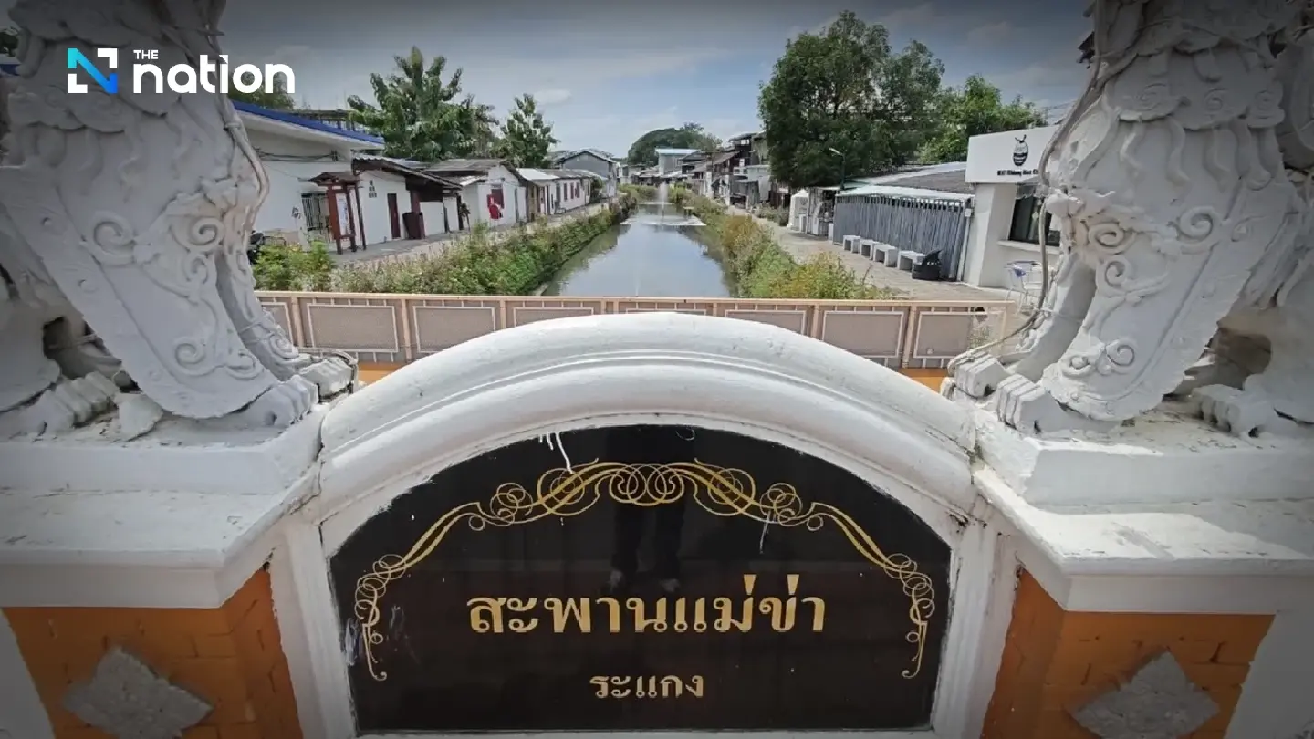 Mae Kha Canal in Chiang Mai suffers foul water, threatening tourism hotspot