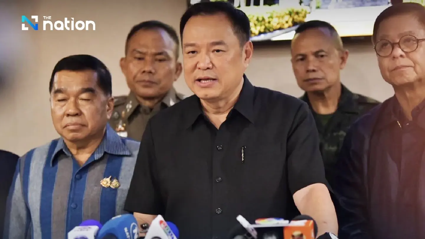 PM stresses peace and development in southern border provinces
