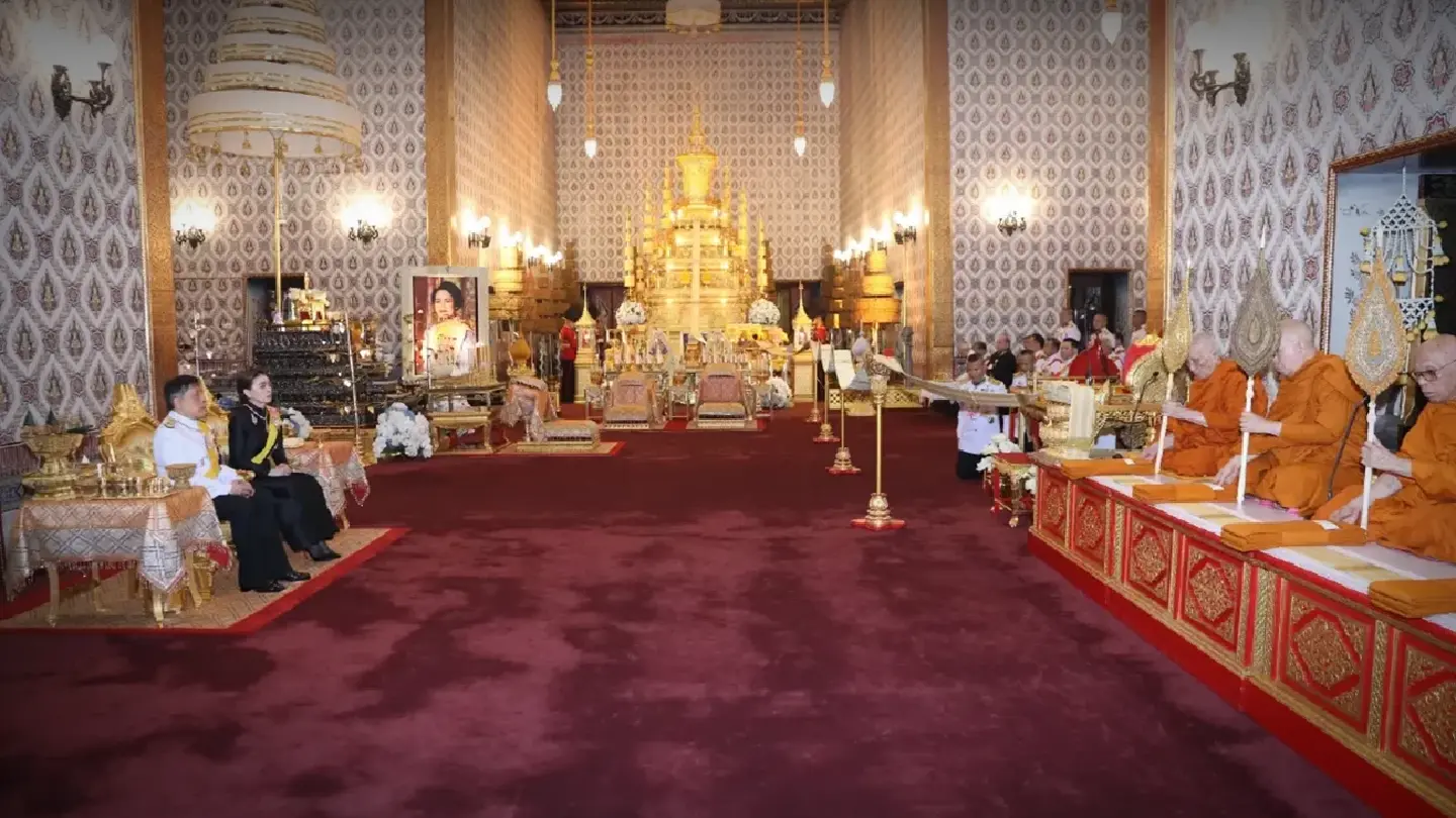 Legend of the Great Golden Royal Urn and the Fourteen Ranks of Royal Urns in the Thai Court