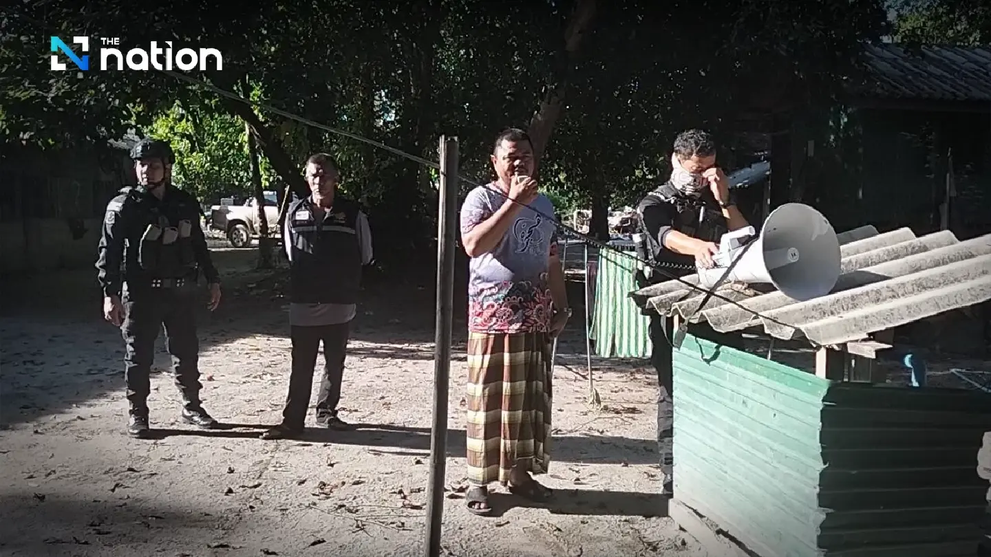 Officer killed in gunfight at Islamic school in Pattani, one militant shot dead Officer killed in gunfight at Islamic school in Pattani, one militant shot dead