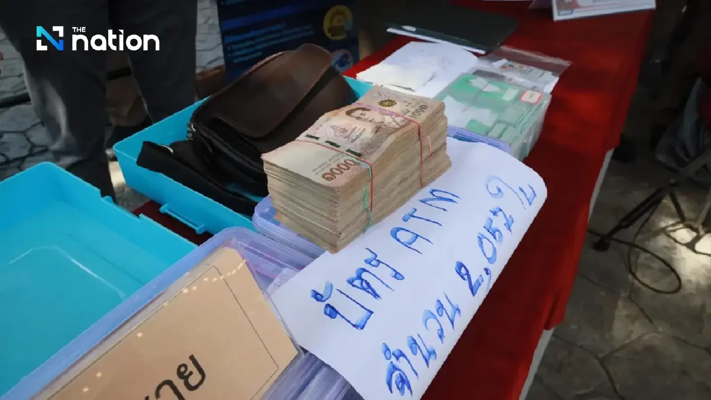 Chiang Rai Police arrest Chinese national with over 2,000 ATM cards Chiang Rai Police arrest Chinese national with over 2,000 ATM cards