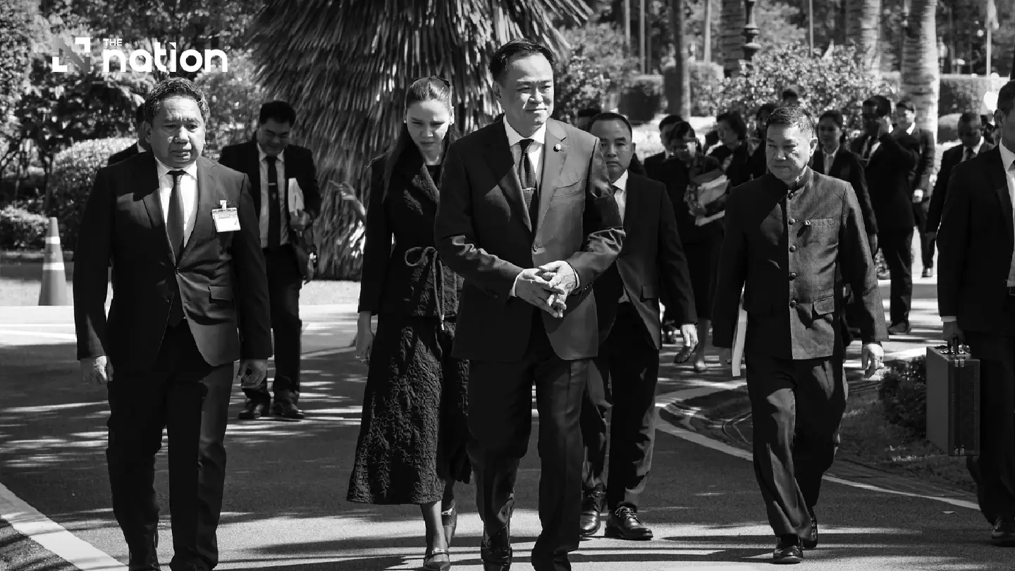 PM announces year-long mourning for government officials, 90 days for the public, following Queen Sirikit’s passing