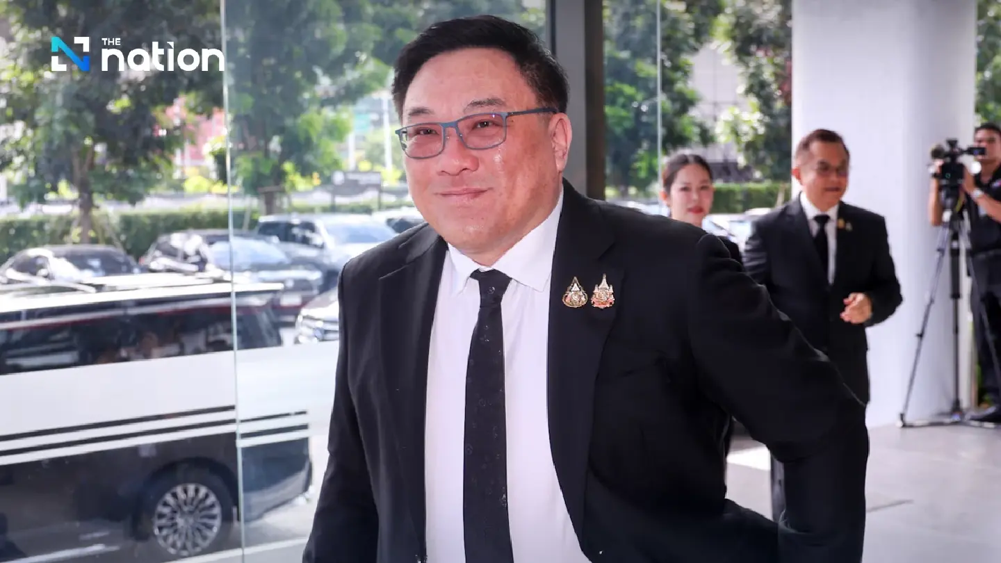 Julapun Amornvivat elected new Pheu Thai leader
