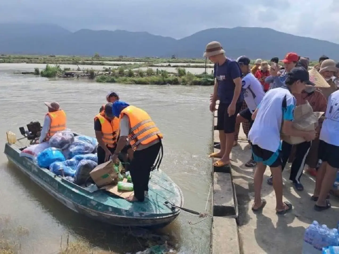 Vietnam disasters: 409 dead or missing, losses top $3.2 billion