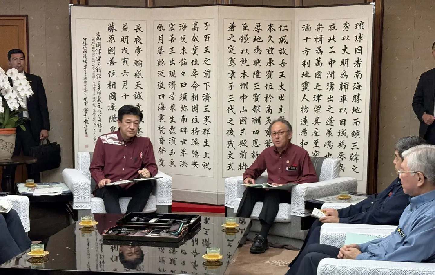 Central govt, Okinawa remain apart over US base relocation