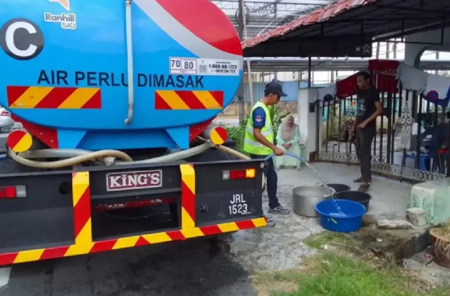 Nearly 800,000 in Johor hit by water cuts due to Johor River pollution