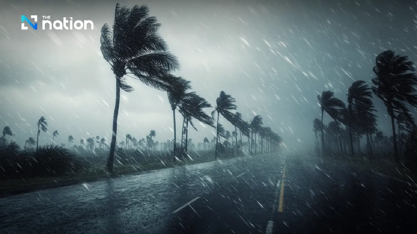 Monsoon brings heavy rain to the South, temperatures in the North drop 2–4°C