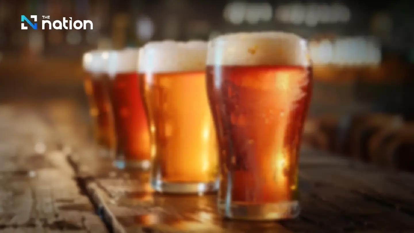 Tourism associations urge PM to scrap alcohol sale time limits and review zoning rules