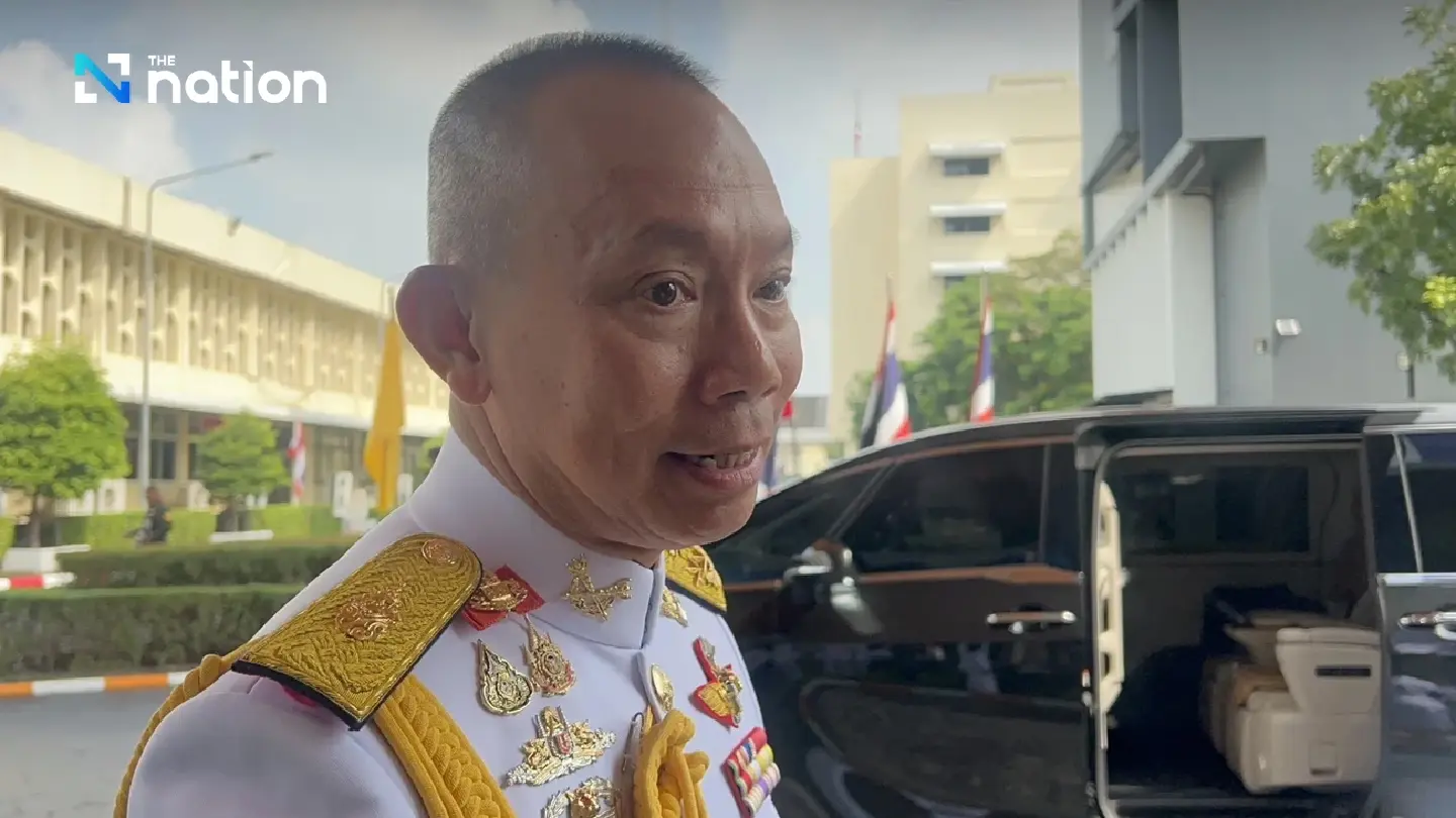 Defence forces chief vows to complete mine clearance in all 13 Thai-Cambodian border zones