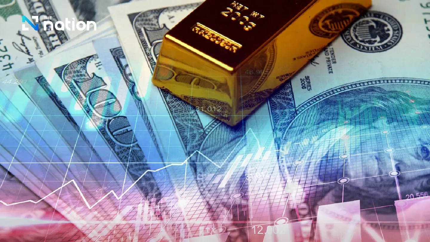 Gold prices climb above $4,000 as US dollar weakens and economic concerns mount