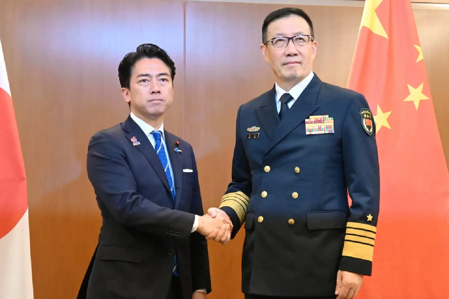 Koizumi conveys concern over Chinese military activities