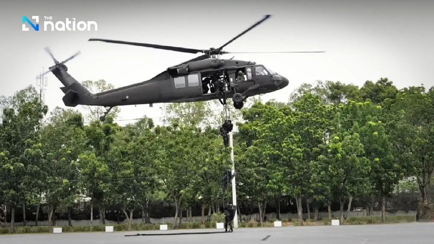 Army mobilises helicopters and special forces to assist with Hat Yai flood crisis