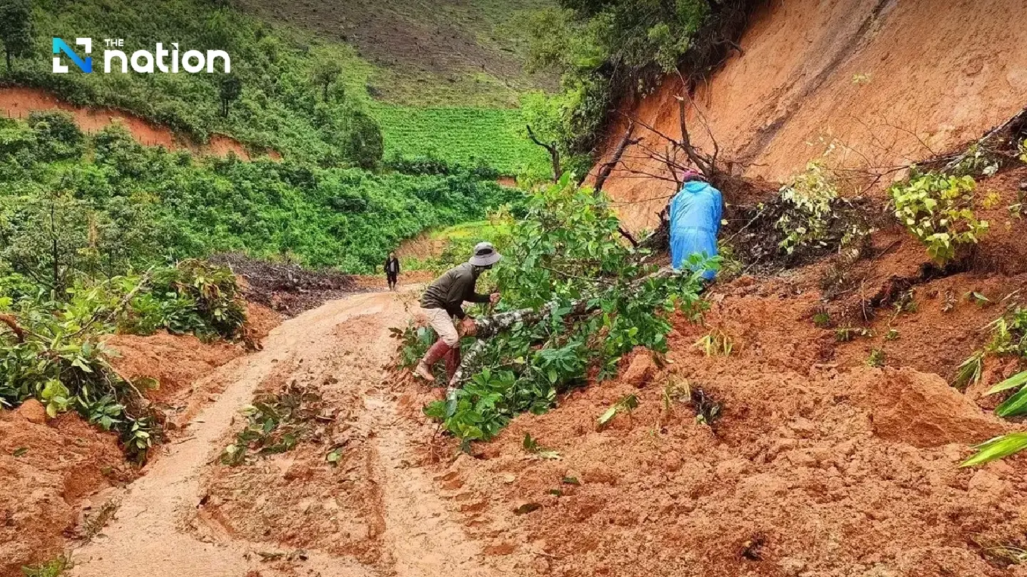 Groundwater saturation triggers landslide alert for 10 southern provinces through Nov 24 Groundwater saturation triggers landslide alert for 10 southern provinces through Nov 24