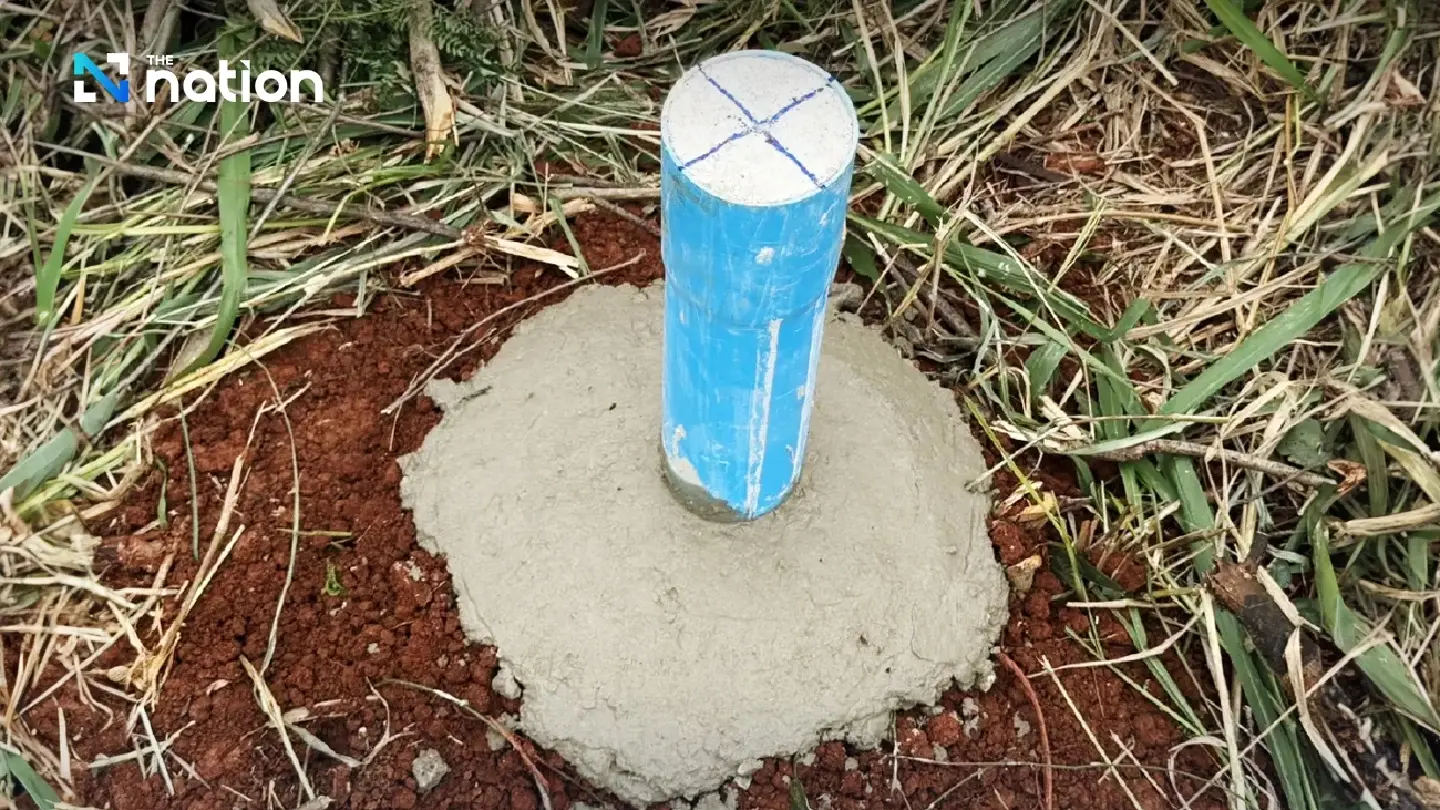 Thailand and Cambodia mark temporary boundary in Pong Nam Ron, prepare for border fence Thailand and Cambodia mark temporary boundary in Pong Nam Ron, prepare for border fence
