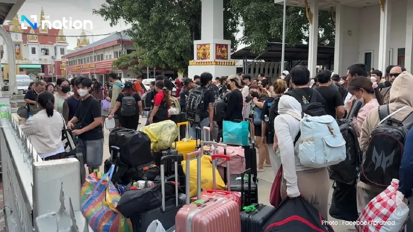 Cambodian outlet links border war with Thailand to deep economic crisis