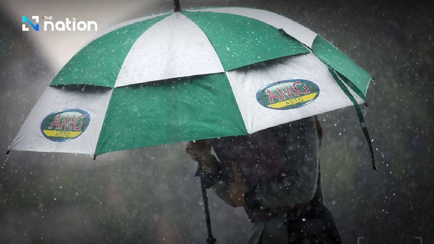 Heavy rain to hit 30 provinces, south braces for downpours Heavy rain to hit 30 provinces, south braces for downpours