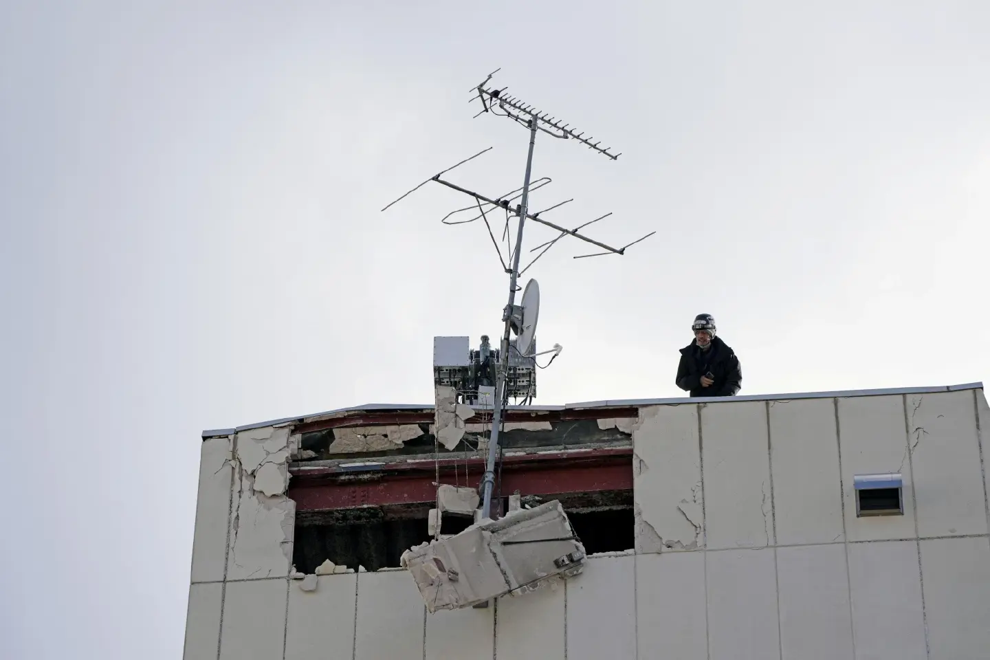 Japan institute warns of megaquakes after Aomori temblor