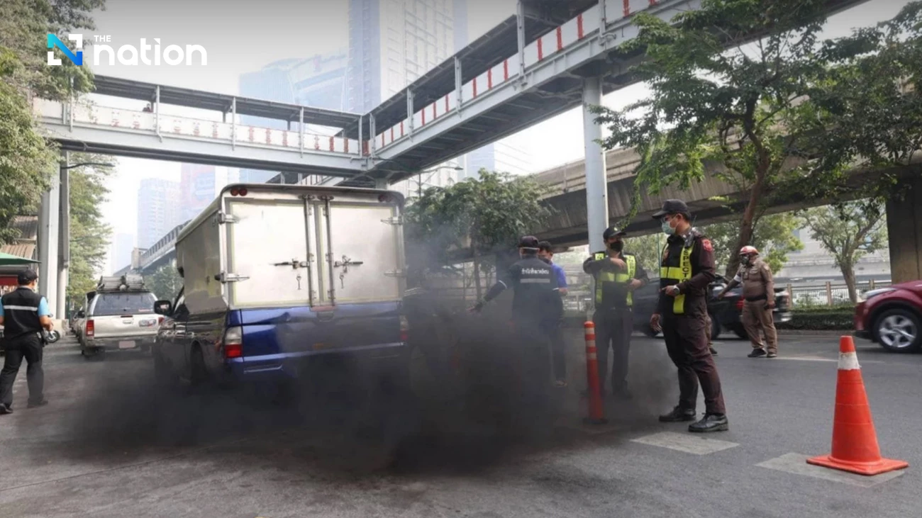 Bangkok chokes as PM2.5 turns red in 48 districts, public urged to mask up
