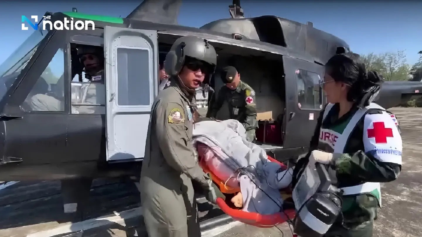 Two injured soldiers airlifted to hospital in Ubon Ratchathani