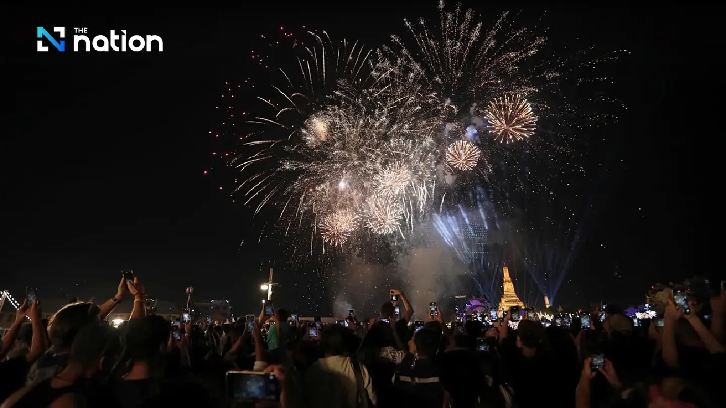 Tighter New Year controls on fireworks, floating lanterns and gunfire Tighter New Year controls on fireworks, floating lanterns and gunfire