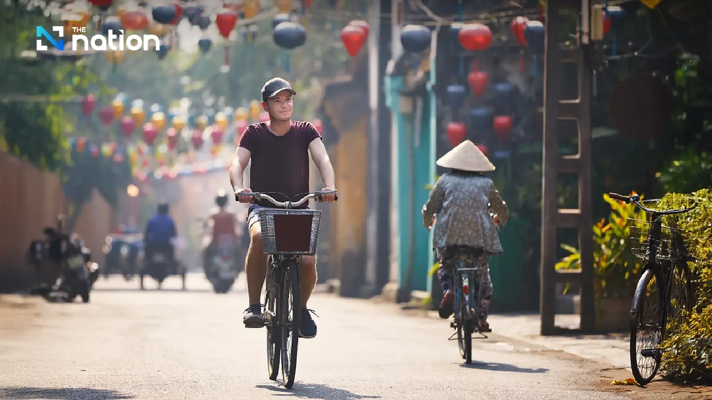 Vietnam’s golden year for tourism as foreign arrivals hit record