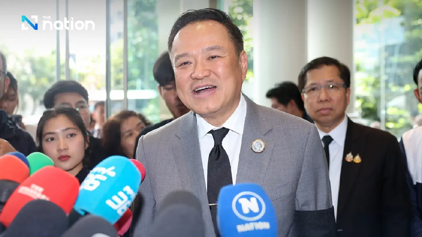 PM Anutin seeks ways to bring Thais stranded in Cambodia home safely