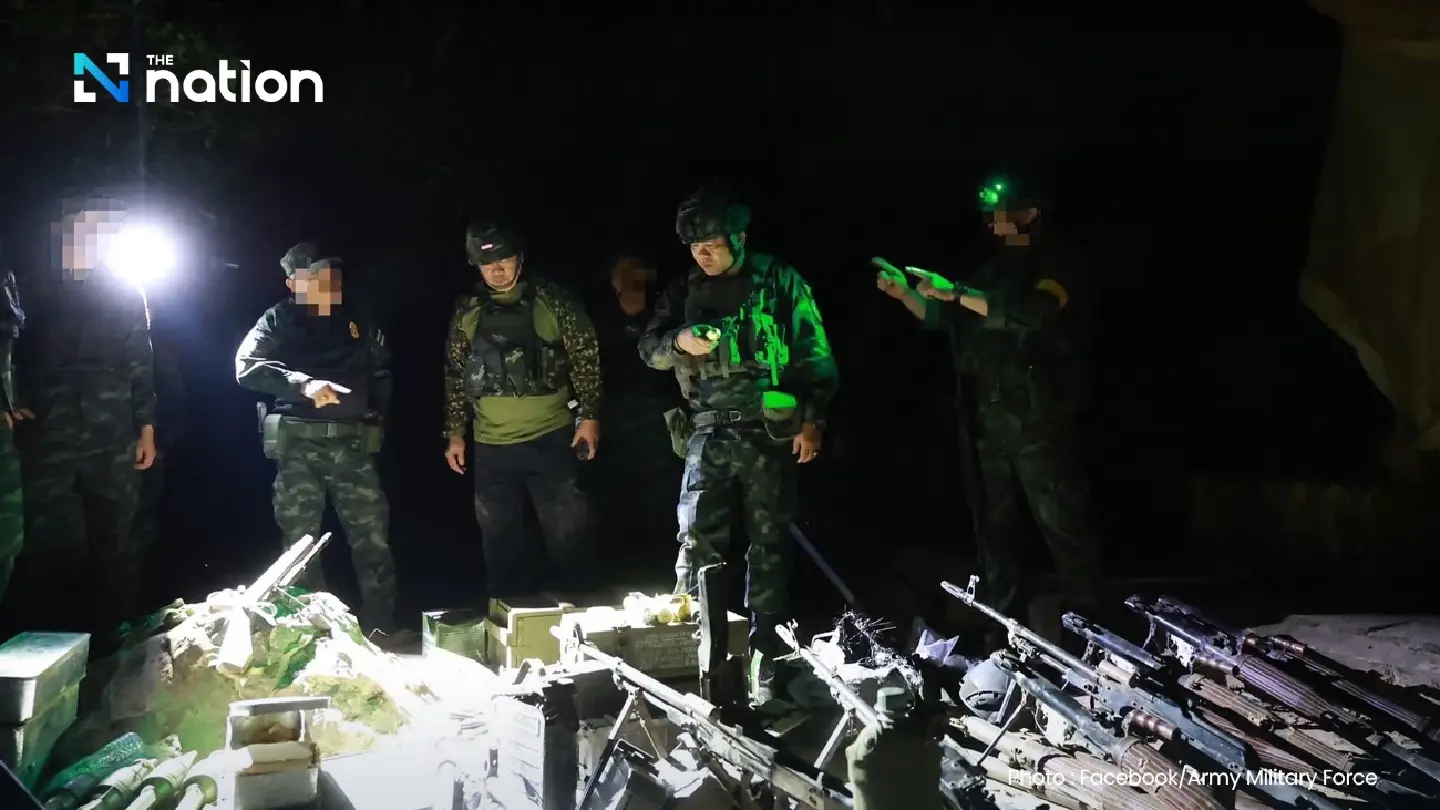 Second Army commander inspects seized Cambodian weapons at Hill 350