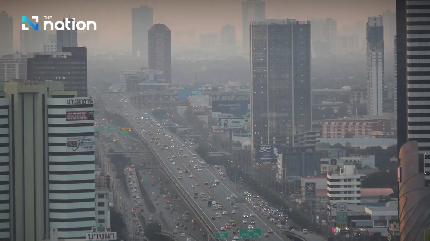 Bangkok PM2.5 at moderate level on December 22; Sathorn highest, residents urged to stay alert