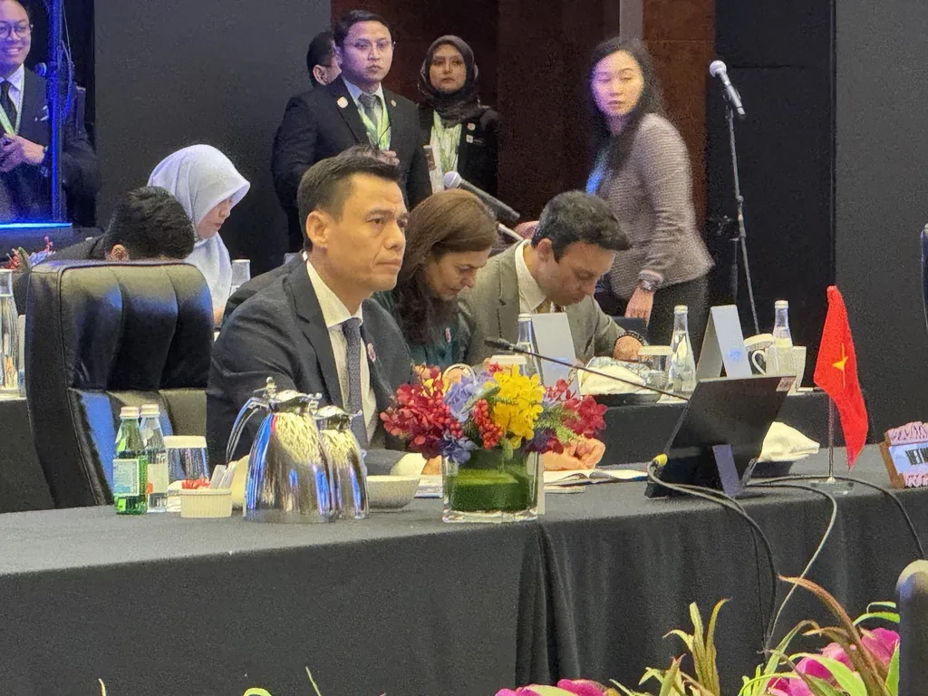 Diplomat affirms Vietnam's readiness to help Cambodia, Thailand stabilise relations