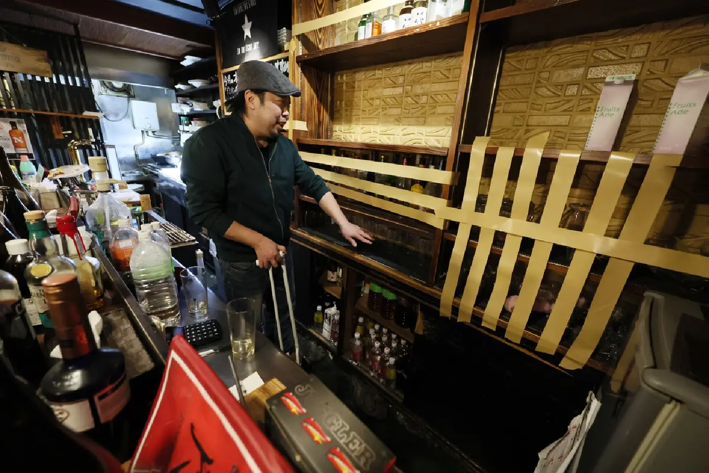 Quake-hit Aomori residents worried over aftershock warning