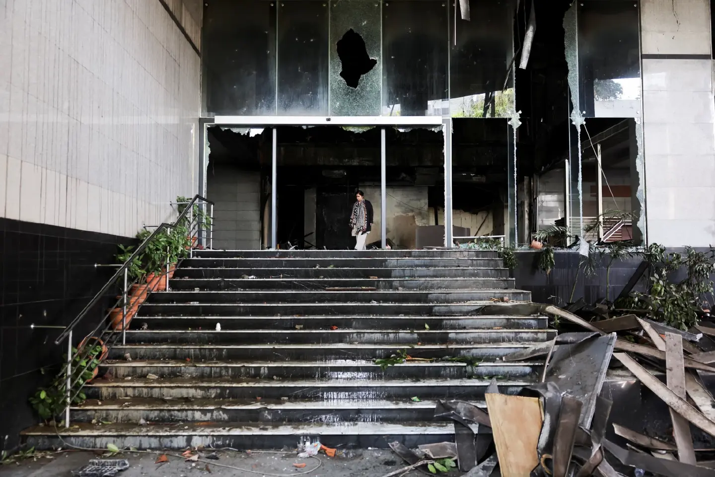 South Asian press clubs condemn attacks on Bangladeshi papers, The Daily Star, Prothom Alo