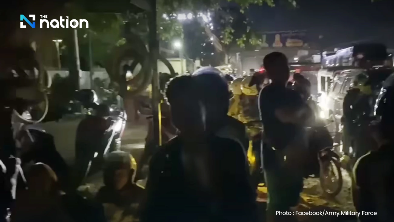 Cambodians evacuated from Poipet on Tuesday night, but Thais’ travel restricted