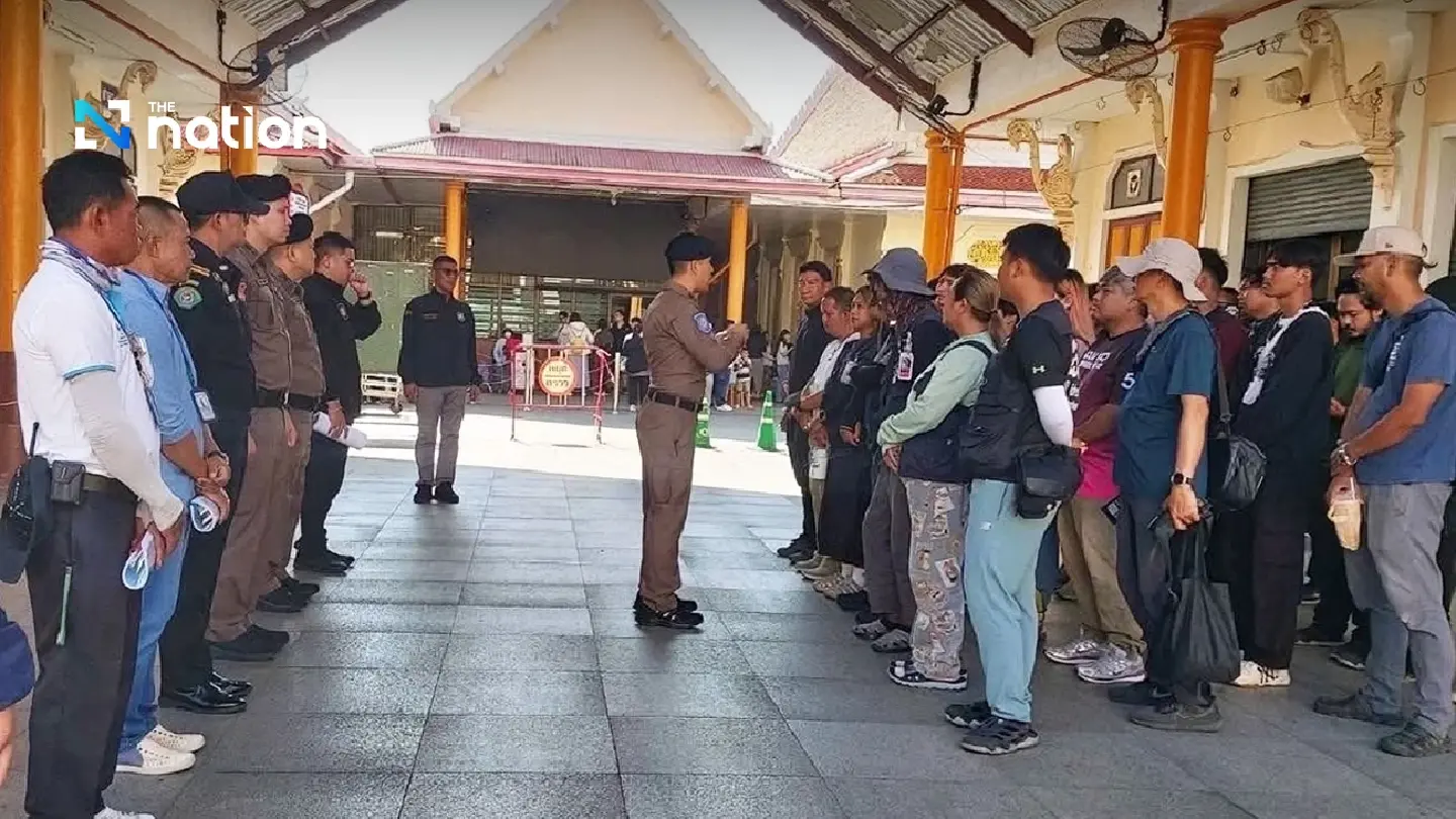 Wat Arun aims to protect visitor experience after photography dispute