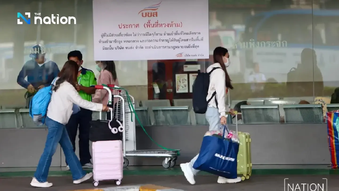 New Year break ends as travellers stream back to Bangkok New Year break ends as travellers stream back to Bangkok