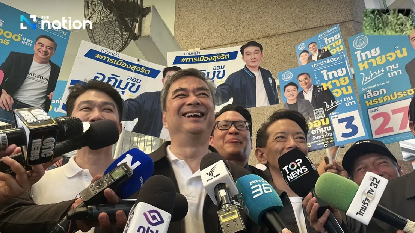 Abhisit thanks Songkhla voters for support, hopes Democrats can win back Bangkok