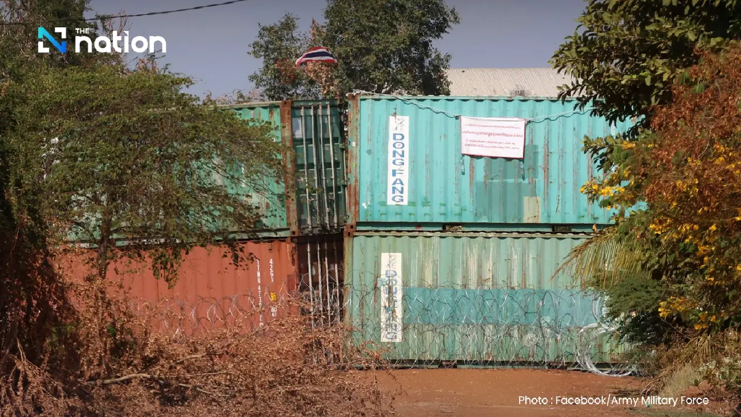First Army completes container barrier placement at two Sa Kaeo border sites First Army completes container barrier placement at two Sa Kaeo border sites