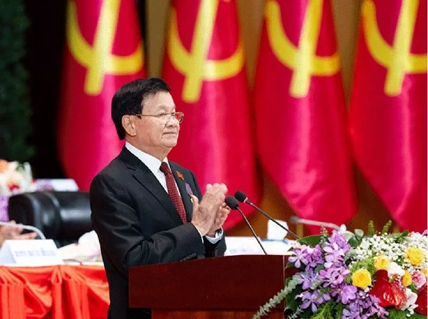 Lao Communist Party congress re-elects Thongloun for second term