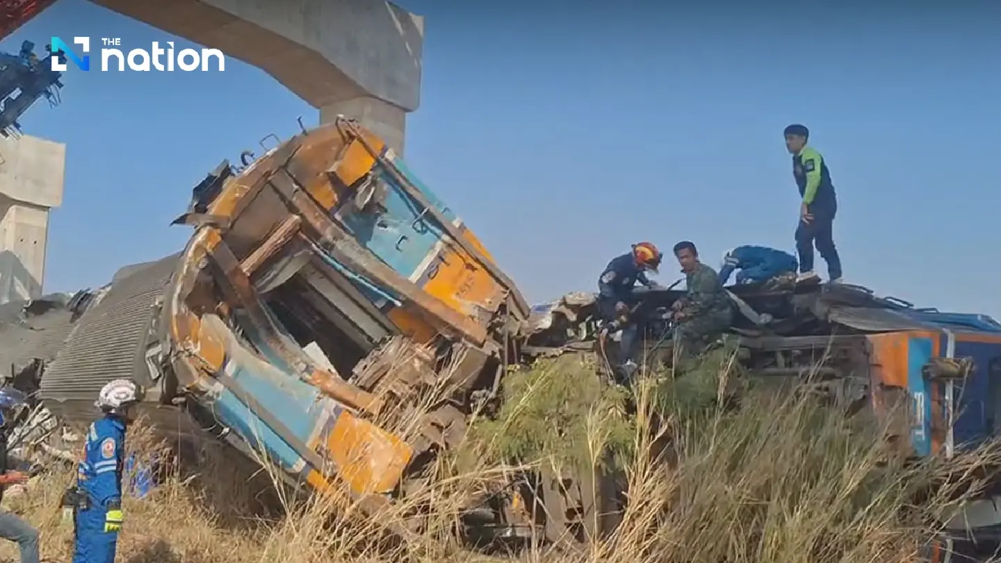 Thai Engineers cite 4 causes of crane accidents on rail project