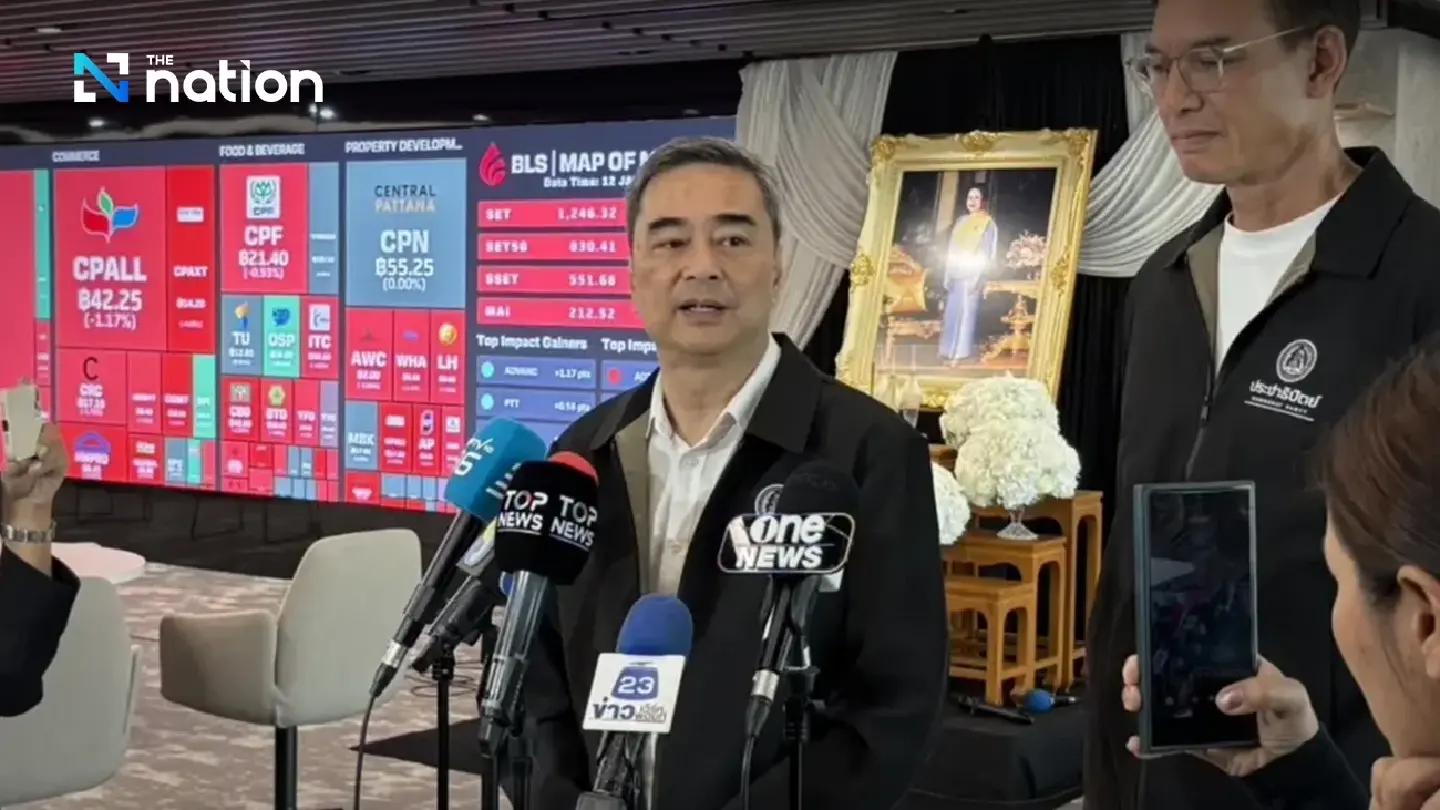 Abhisit positions Democrats as "iron fence" against coalition corruption