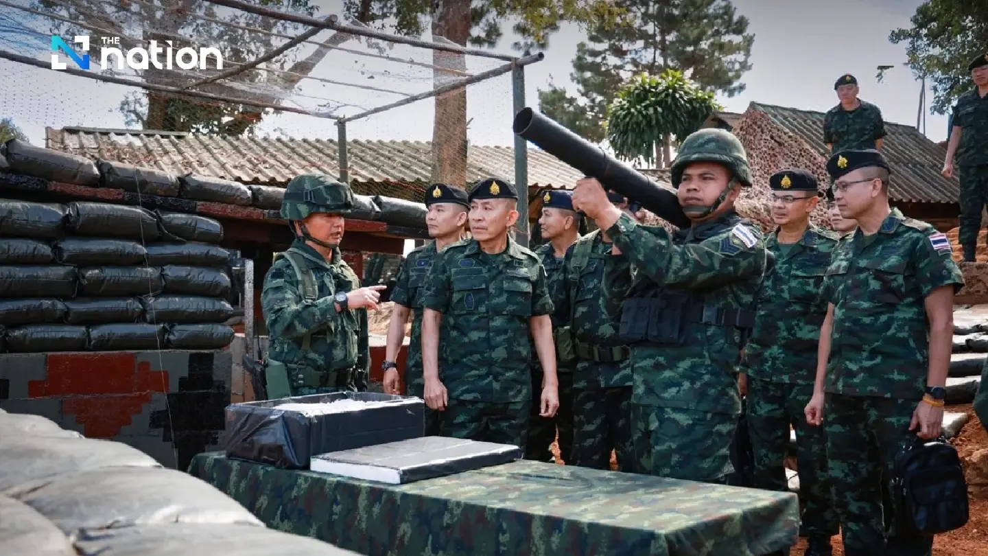 Supreme commander, defence permanent secretary visit forces in Tak, Chiang Mai Supreme commander, defence permanent secretary visit forces in Tak, Chiang Mai
