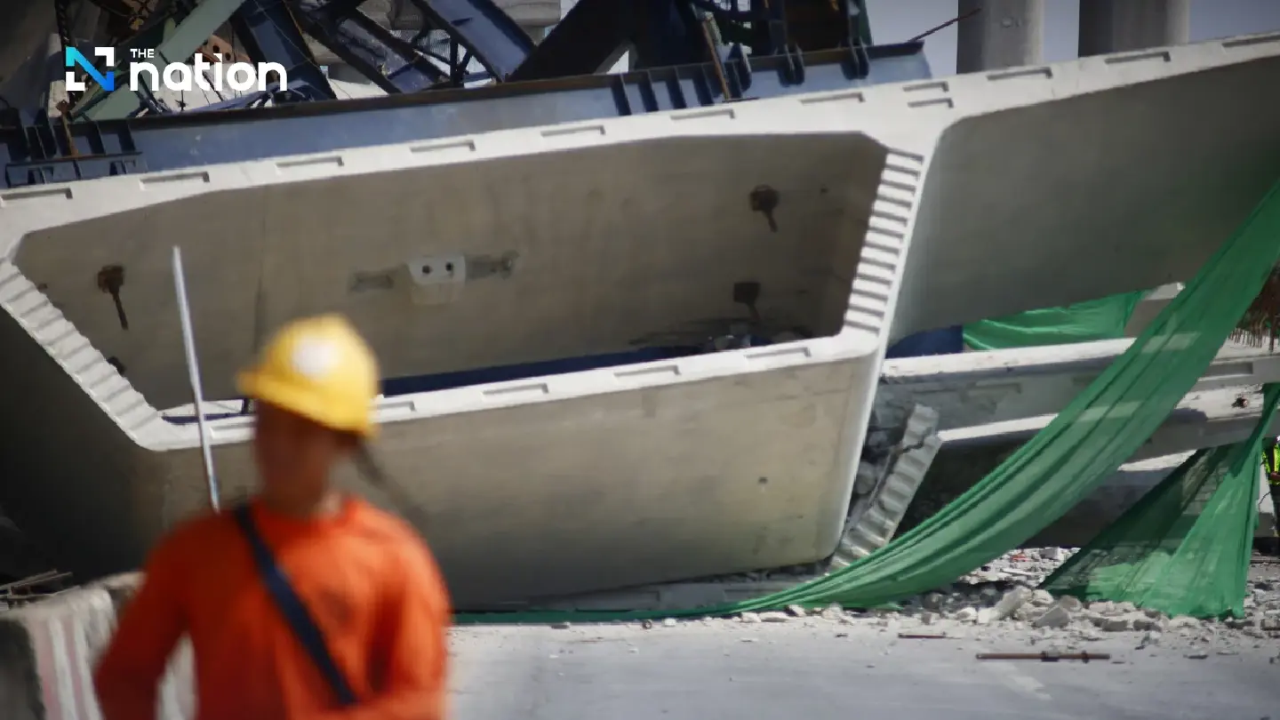 Highways Dept suspends construction of elevated M82 motorway following fatal crane collapse