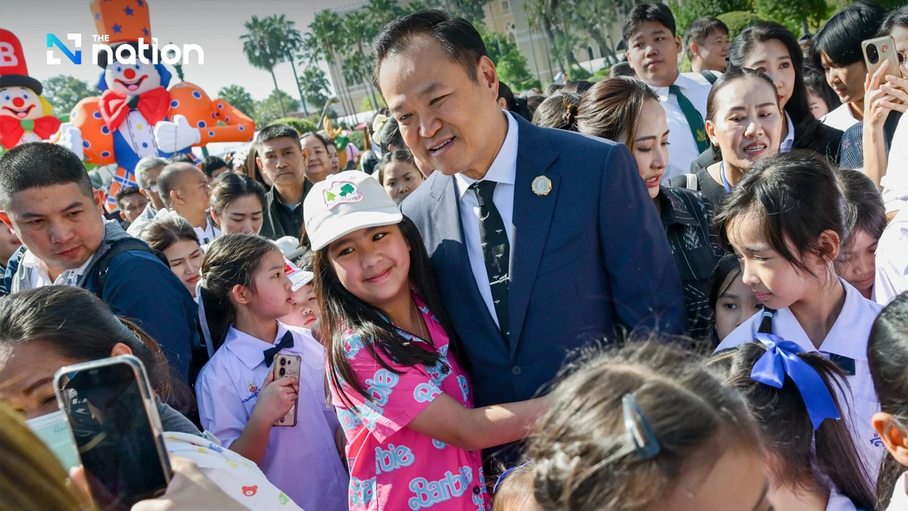 PM Anutin Champions Bilingual Future for Thai Youth at Government House Festivities