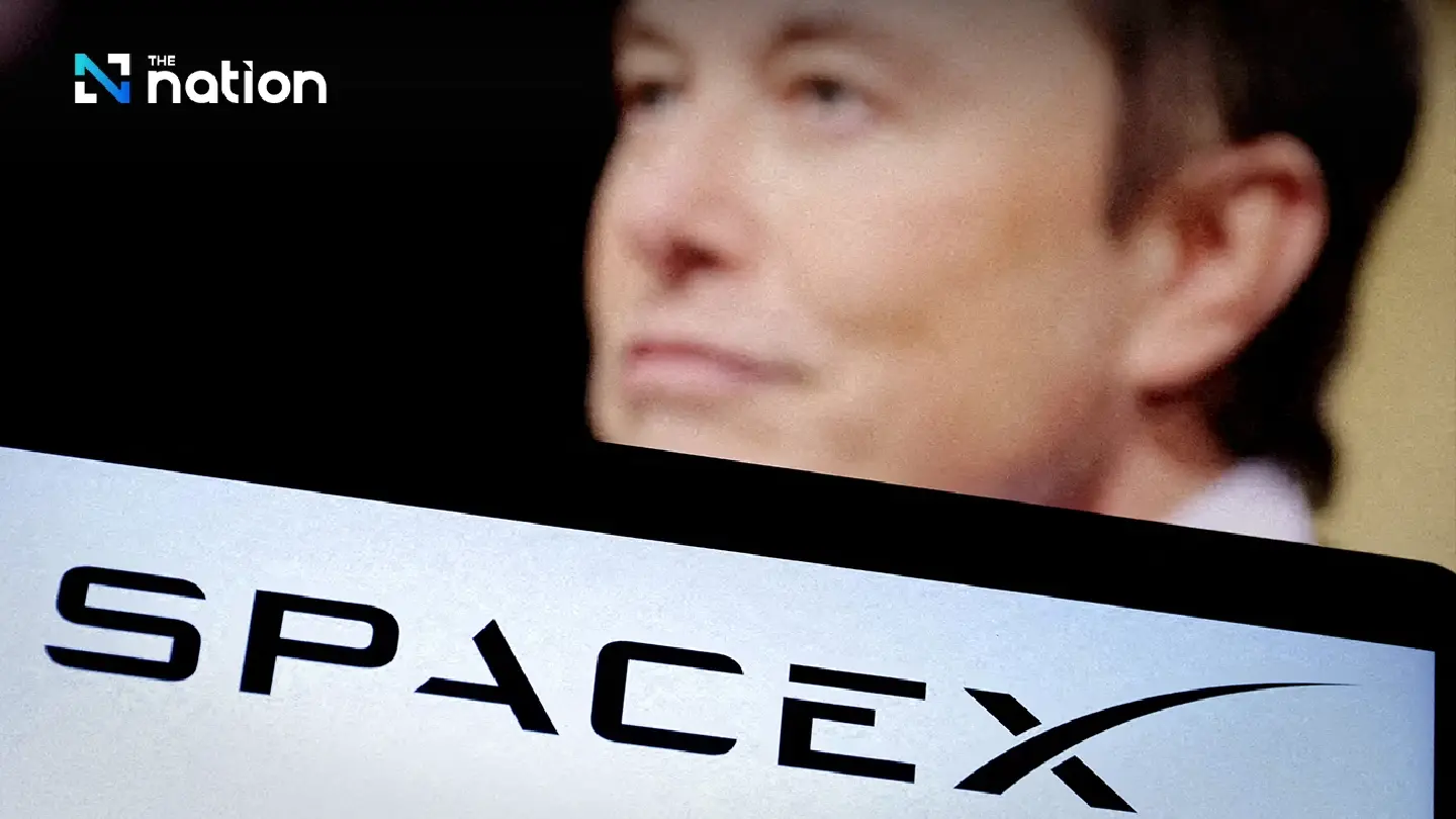 Moon First: Musk Pivots SpaceX Strategy to Build ‘Self-Sustaining City’ Within a Decade