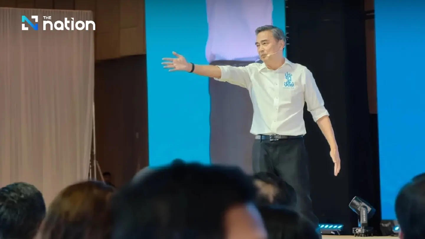 Abhisit: I’m here to win and lead Thailand out of five major crises Abhisit: I’m here to win and lead Thailand out of five major crises